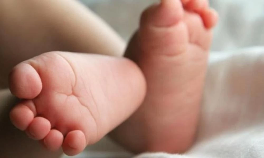 Ρόδος: Βρέφος πετάει εσπευσμένα για Κρήτη για να σώσει την ζωή του